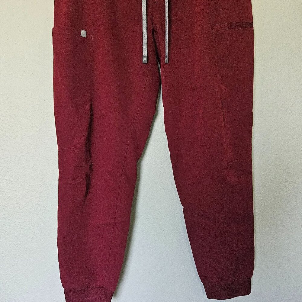Fabletics On Call Jogger Scrub Pants- Burgundy/Wine